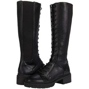 NWT  Rocket Dog Issa Combat Lace Up Lug Sole boot